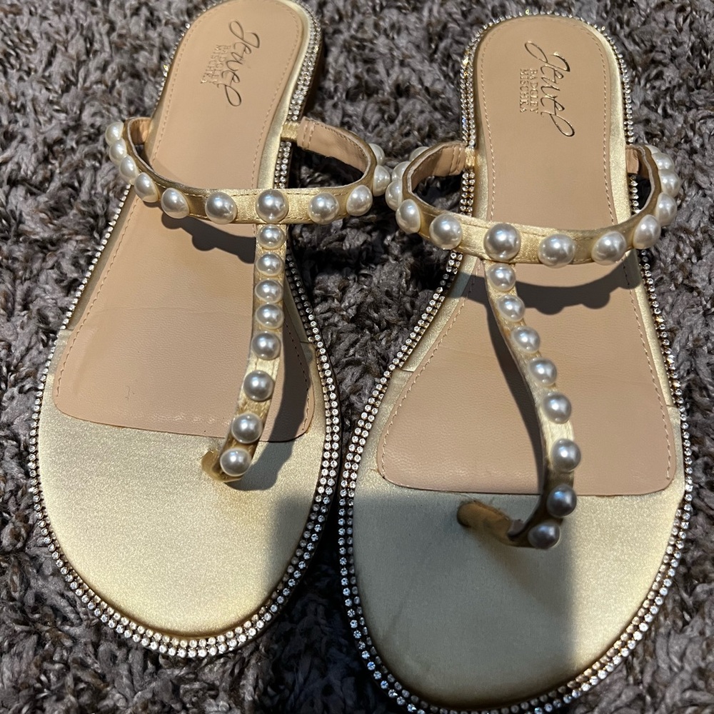 Jewel Badgley Mischa Bling Sandal. Size 8